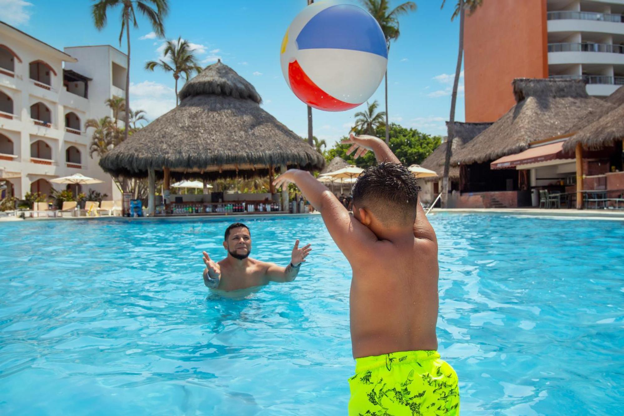 Plaza Pelicanos Club Beach Resort All Inclusive Puerto Vallarta Luaran gambar