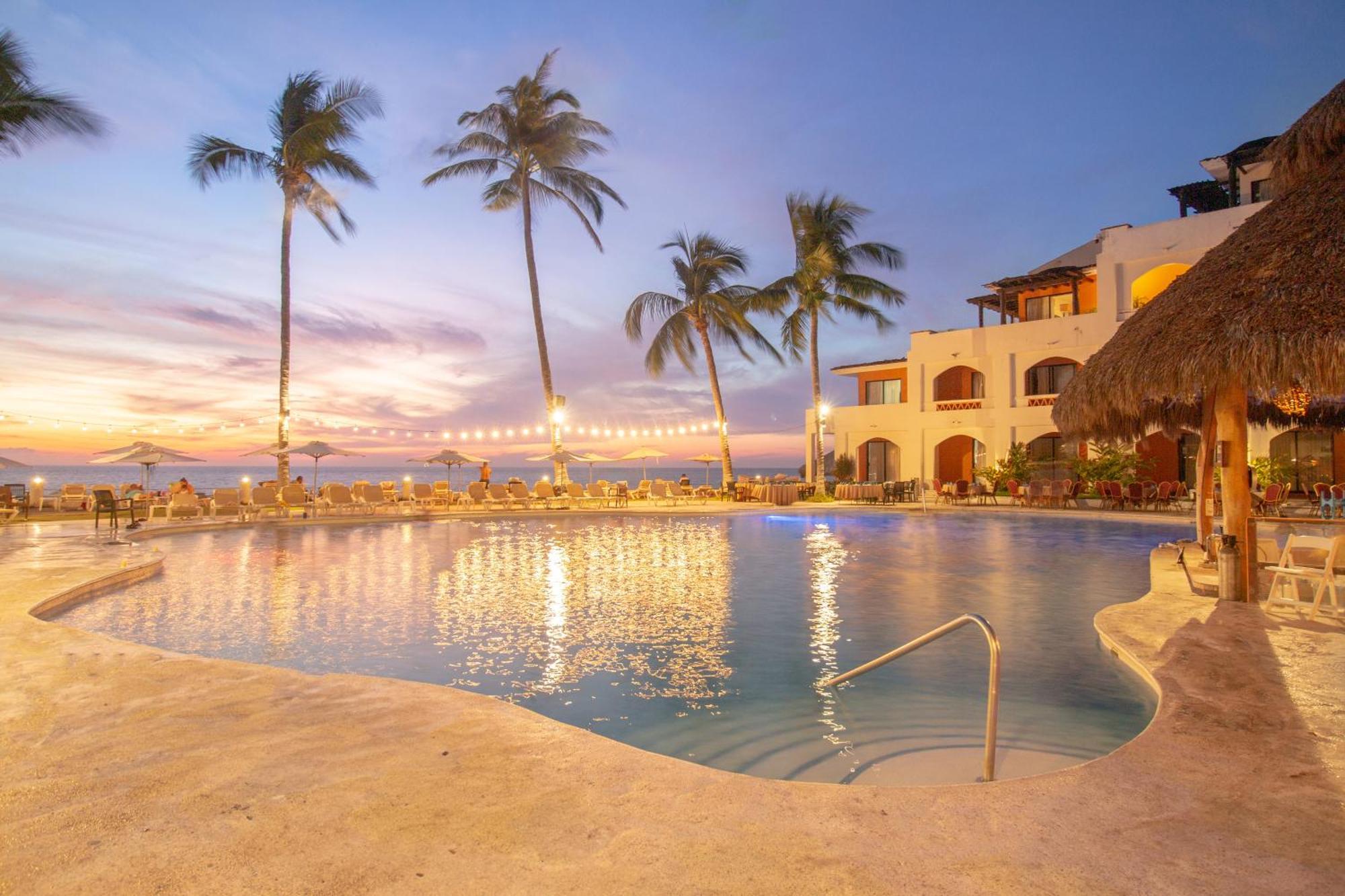 Plaza Pelicanos Club Beach Resort All Inclusive Puerto Vallarta Luaran gambar